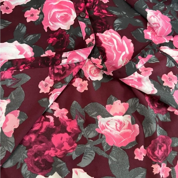 New York & Company Floral Pink Burgundy Roll Tab Sleeve Floral Button Down XL - Picture 13 of 17